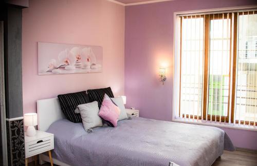 Burgas Center Apartment | Studio Violet