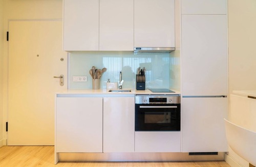 Campanha Apartment | Studio w/Balcony, Pool and Gym | Antas by Host Wise