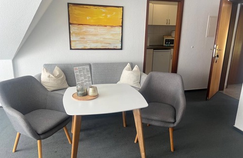 Lubben Cottage | Studio, WC/shower - Pension am Markt