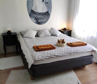 City Center Apartment | Studio White Bears