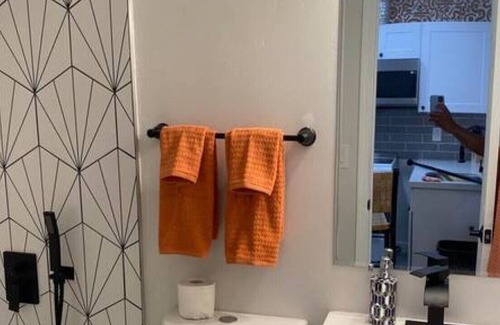 Roosevelt Apartment | Studio+Wifi+TV+Free Parking