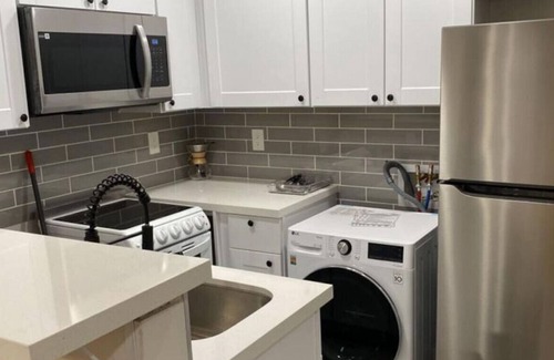 Roosevelt Apartment | Studio+Wifi+TV+Free Parking