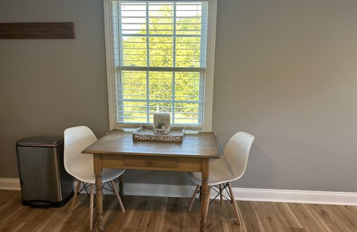 Afton Apartment | Studio with close proximity to the wineries and hiking