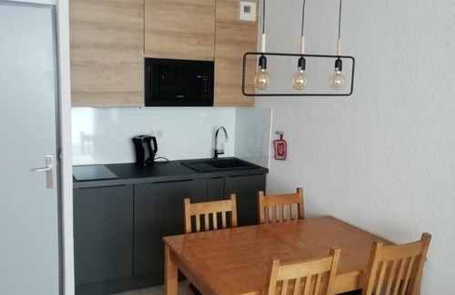 Le Lavachet Apartment | Studio with great views and location, close to the slopes, shops, restaurants.