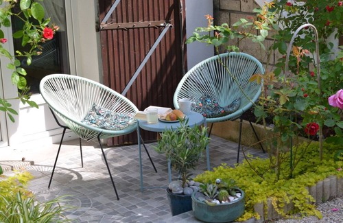 Bagneux Apartment | Studio with lovely outdoor terrace 10 minutes from Paris (14th) classified 1*.
