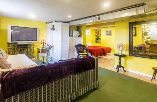 White Plains Apartment | Studio With Private Entrance At Cozy Homeva 1/2 An Hour From NYC