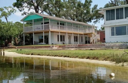 New Warrington Apartment | Studio with Private Beach on Bayou Grande