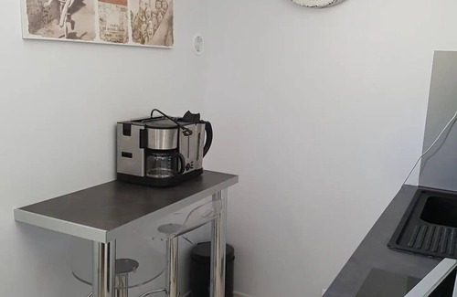 Peymeinade Apartment | Studio with private pool