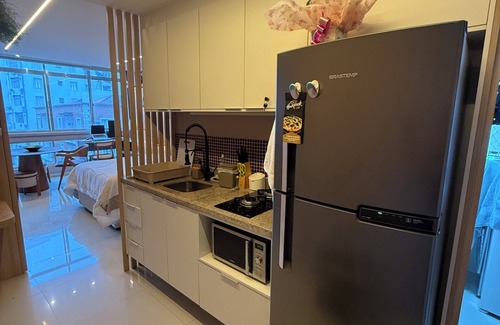 Boqueirao Apartment | Studio with unobstructed sea views, luxury and comfort 1 block from the beach!