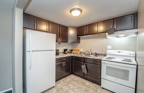 Kettering Apartment | Studio Zen near Kettering Hospitals & Shopping