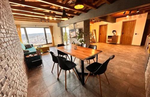 Veliko Tarnovo Apartment | Studio54
