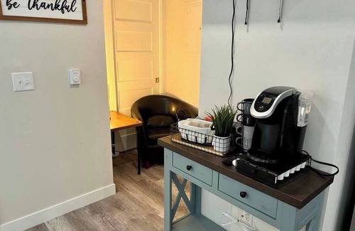 Sioux Falls House | StudioHome,W/D in Unit,Full Kitchn,NearHospitals