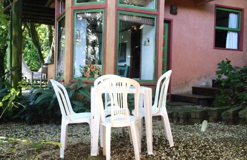 Praia do Rosa Cabin | Studios do Barão - Conforto e privacidade em meio à natureza