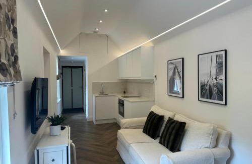 Bishop's Stortford Apartment | Stuga Cottage