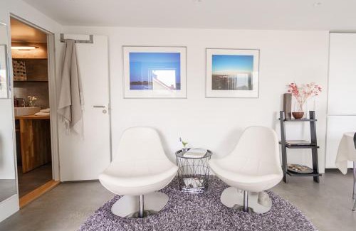 Glommen House | Stuga Glommen 2 bed cottage by the sea