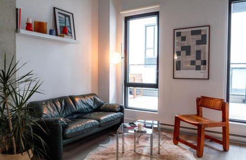 Cite Multimedia Apartment | Stuning penthouse old montreal