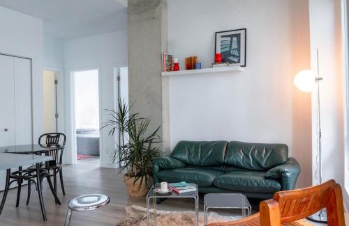 Cite Multimedia Apartment | Stuning penthouse old montreal