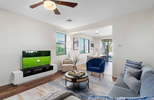 Stetson Valley House | Stunner on West Straight Arrow