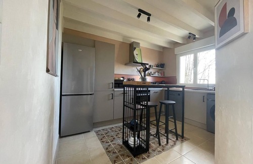 Saint-Senier-de-Beuvron House | Stunning views overlooking the bay of Mont St Michel. Pet friendly. Sleeps 4-6