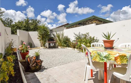 Saint-Avaugourd-des-Landes House | Stunning Home In St Avaugourd Des Lande