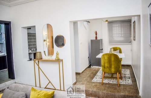 Lekki Phase 1 Apartment | Stunning 1-bed Apartment in Lekki Phase 1