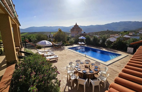 Loja Villa | Stunning 10 persons Villa with big private pool and mountainview