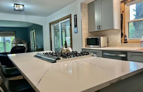 Village of Lakewood House | Stunning 12-person Home ~Game Room~Pet Friendly
