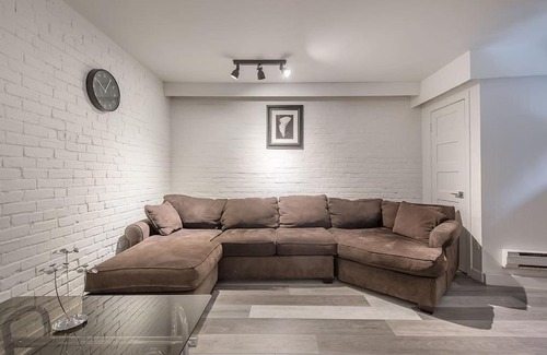 Shaughnessy Village Apartment | Stunning 1BedR APT in Downtown