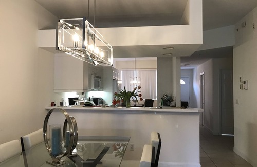 Naples Condo | Stunning 2 Bdrm/2 Bath Condo,Lower Floor, Steps away from the Spectacular Pool!n
