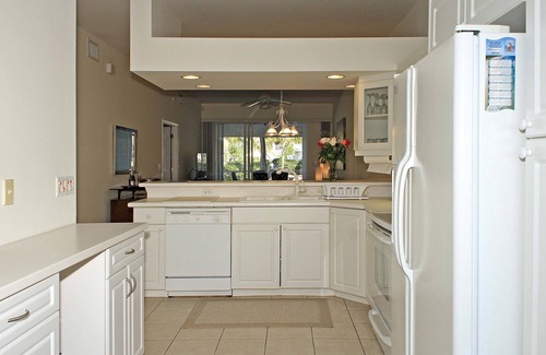 Naples Condo | Stunning 2 Bdrm/2 Bath Condo,Lower Floor, Steps away from the Spectacular Pool!n