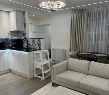 Pimlico Apartment | Stunning 2-bed, 2-bath Property In Central London