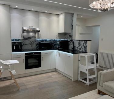 Pimlico Apartment | Stunning 2-bed, 2-bath Property In Central London