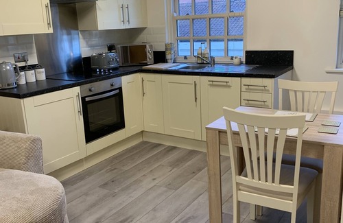 Bawtry Apartment | Stunning 2-bed Apartment in Bawtry, England