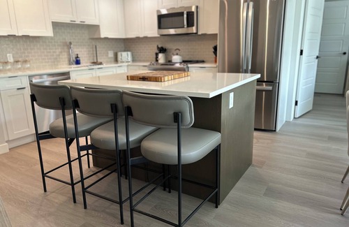 Dead Man's Flats Condo | Stunning 2-Bedroom Condo with Breathtaking Mountain Views