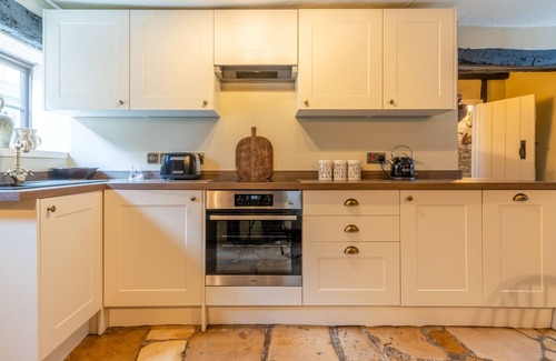 Winchcombe Cottage | Stunning 2 Bed Cotswold Cottage Winchcombe