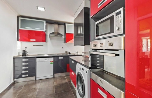 Belem Apartment | Stunning 2 Bedroom Apartment near Belém