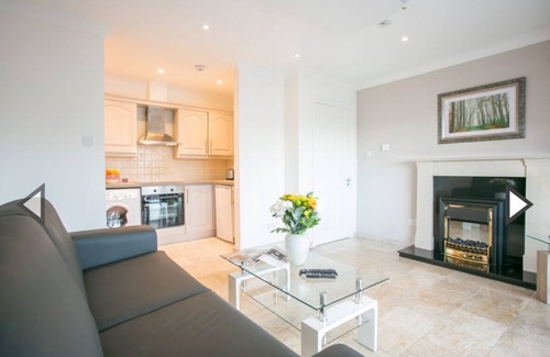 City Centre Dublin Villa | Stunning 2 bedroom apartment next to grafton street and St. Stephens green