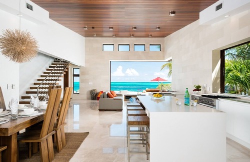 Providenciales Villa | Stunning 2 bedroom contemporary villa located on Grace Bay Providenciales