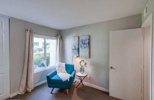 Rancho Bernardo Condo | Stunning 2 bedroom condo in 55+ Oaks North Village! Read Description first!