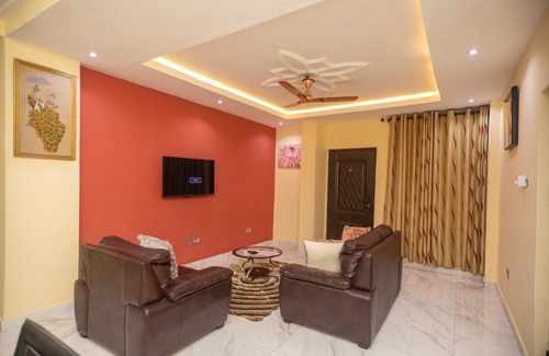 Accra Apartment | Stunning 2-Bedroom Furnished Apartment in Accra
