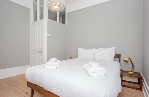 Hackney Downs Apartment | Stunning 2-Bedroom Home With Outdoor Patio