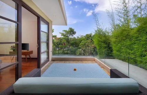 North Legian Villa | Stunning 2 Bedroom Villa, Near Padma Beach, Legian