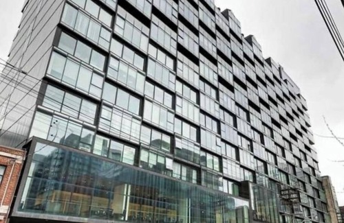Wellington Place Condo | Stunning 2 storey large 1 bedroom loft in King Street West community on PH Level