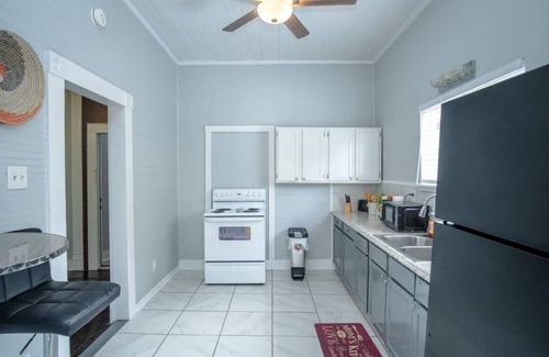 Five Points Apartment | Stunning 2BR/1BA Historic Pad Few Steps Downtown