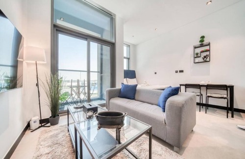 Business Bay Apartment | Stunning 2BR APT with Spa, Pool, Gym, Playground