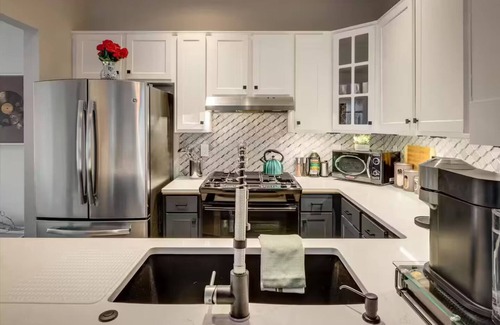 Central Boulder House | Stunning 2BR Downtown Bungalow—Walk to Dining