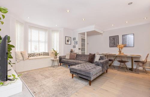 Kilburn Apartment | Stunning 2BR Flat wprivate Garden, Kilburn