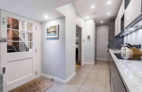 Chelsea Apartment | Stunning 3 bed flat in the heart of Chelsea
