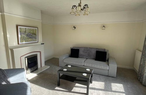 Newmarket House | Stunning 3-bed House in Newmarket