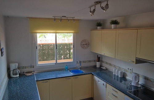 Corralejo Villa | Stunning 3 Bed luxury villa, private pool, fibre WIFI, walk to beaches & bars